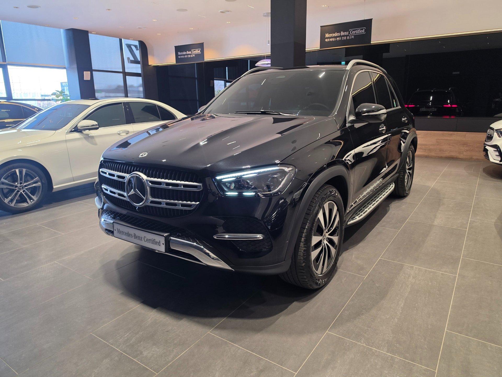 MERCEDES-BENZ GLE - View 1