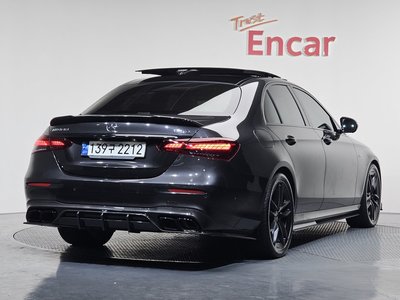 MERCEDES-BENZ E-CLASS - 3