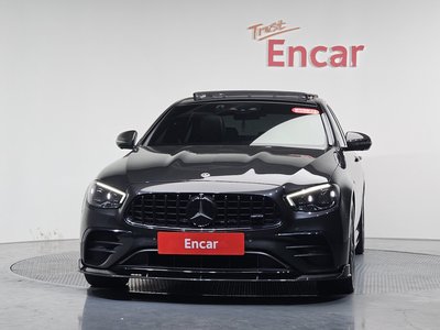 MERCEDES-BENZ E-CLASS - 2