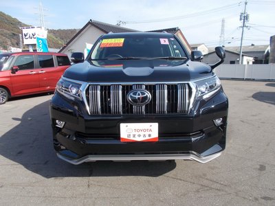 TOYOTA LAND CRUISER PRADO - 8