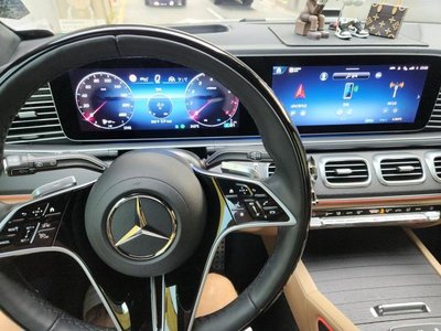 2025 Mercedes-BENZ GLS — фото 7