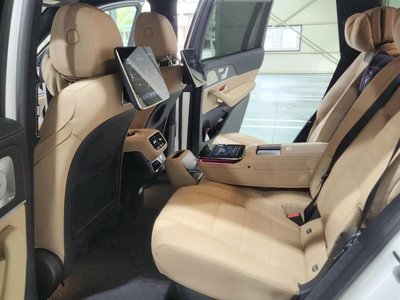 2025 Mercedes-BENZ GLS thumbnail 12