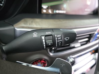 2020 Genesis G90 — миниатюра 13