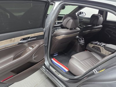 2020 Genesis G90 — миниатюра 11
