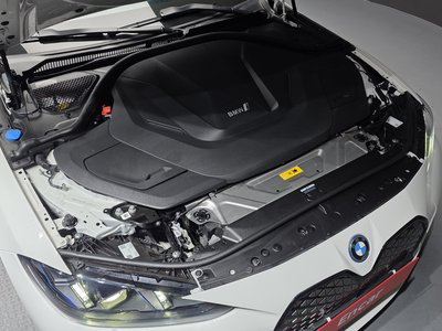 2025 BMW I4 照片 7