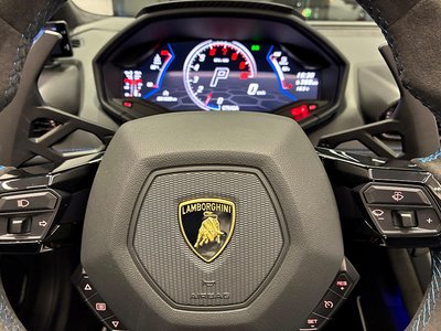 LAMBORGHINI HURACAN SPYDER - 9
