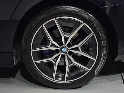 2024 BMW 5 SERIES 照片 9