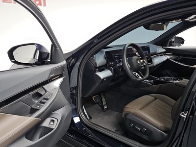 2024 BMW 5 SERIES 缩略图 19