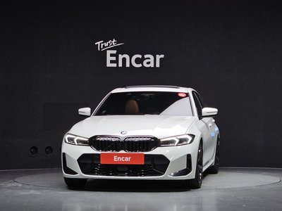 2025 BMW 3 SERIES photo 2