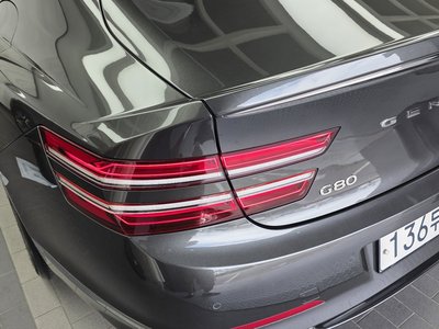 GENESIS G80 (RG3) - 10