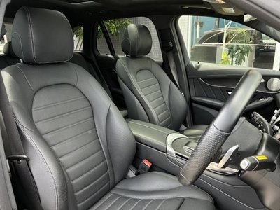 صورة 4 لـ 2021 Mercedes-BENZ GLC