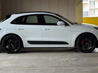 PORSCHE MACAN GTS - 3