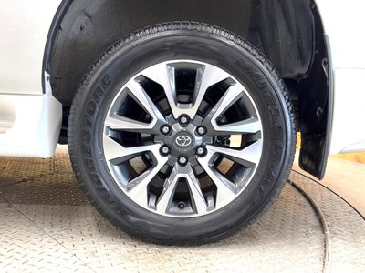 2023 Toyota LAND CRUISER PRADO — миниатюра 36