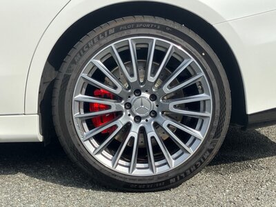 MERCEDES-BENZ E-CLASS AMG - 8