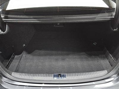 2021 Genesis G90 — миниатюра 32