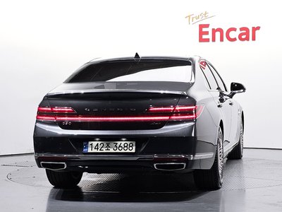 صورة 4 لـ 2021 Genesis G90