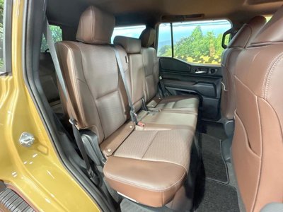 TOYOTA LAND CRUISER 250 - 9