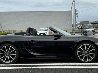 PORSCHE BOXSTER - 4