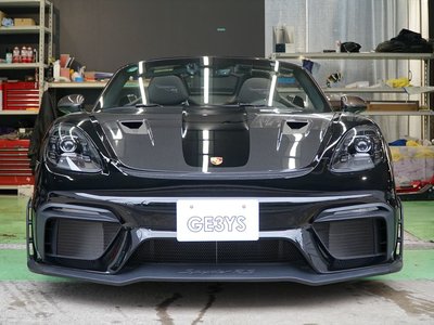 PORSCHE 718 SPYDER - 7