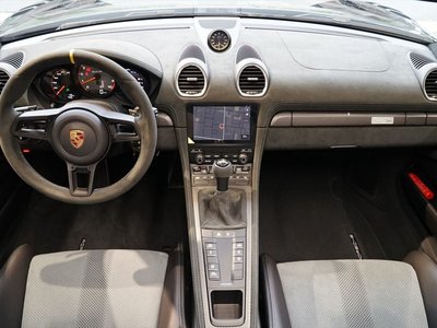 PORSCHE 718 SPYDER - 3