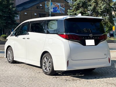 2023 TOYOTA ALPHARD photo 3