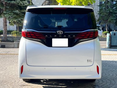 2023 TOYOTA ALPHARD photo 4