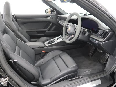 2025 Porsche 911 — миниатюра 34