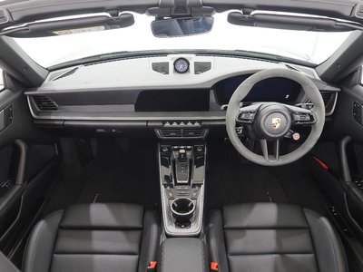 2025 Porsche 911 — миниатюра 19