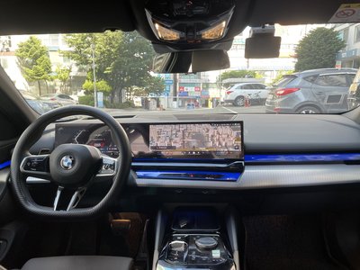 BMW 5 SERIES - 6