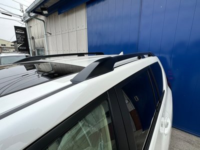 TOYOTA LAND CRUISER - 10