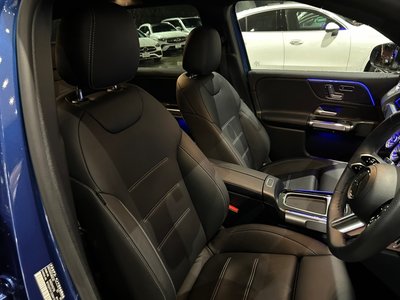 MERCEDES-BENZ GLB - 9