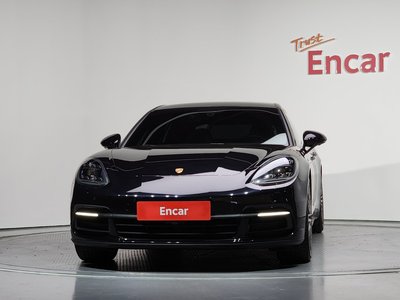 PORSCHE PANAMERA - 2