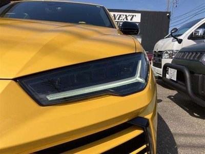 LAMBORGHINI URUS - 5