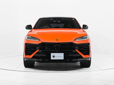 LAMBORGHINI URUS - 2