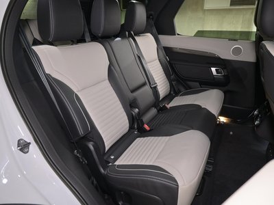 2023 LAND Rover DISCOVERY — миниатюра 31