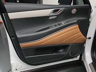 2024 Genesis GV80 — миниатюра 14