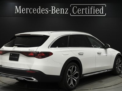 MERCEDES-BENZ E-CLASS - 2