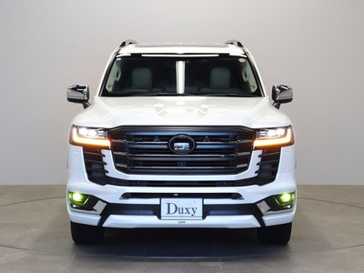 TOYOTA LAND CRUISER - 7