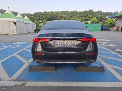 MERCEDES-BENZ E-CLASS - 2