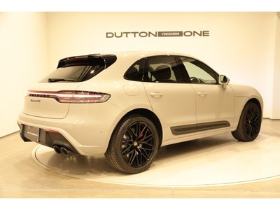PORSCHE MACAN - 8