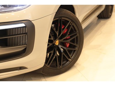 PORSCHE MACAN - 3