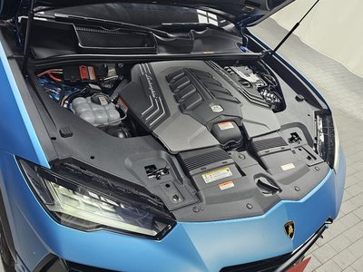 LAMBORGHINI URUS - 7