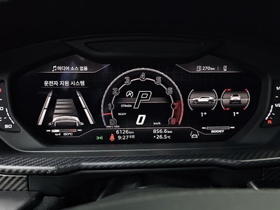 LAMBORGHINI URUS - 8