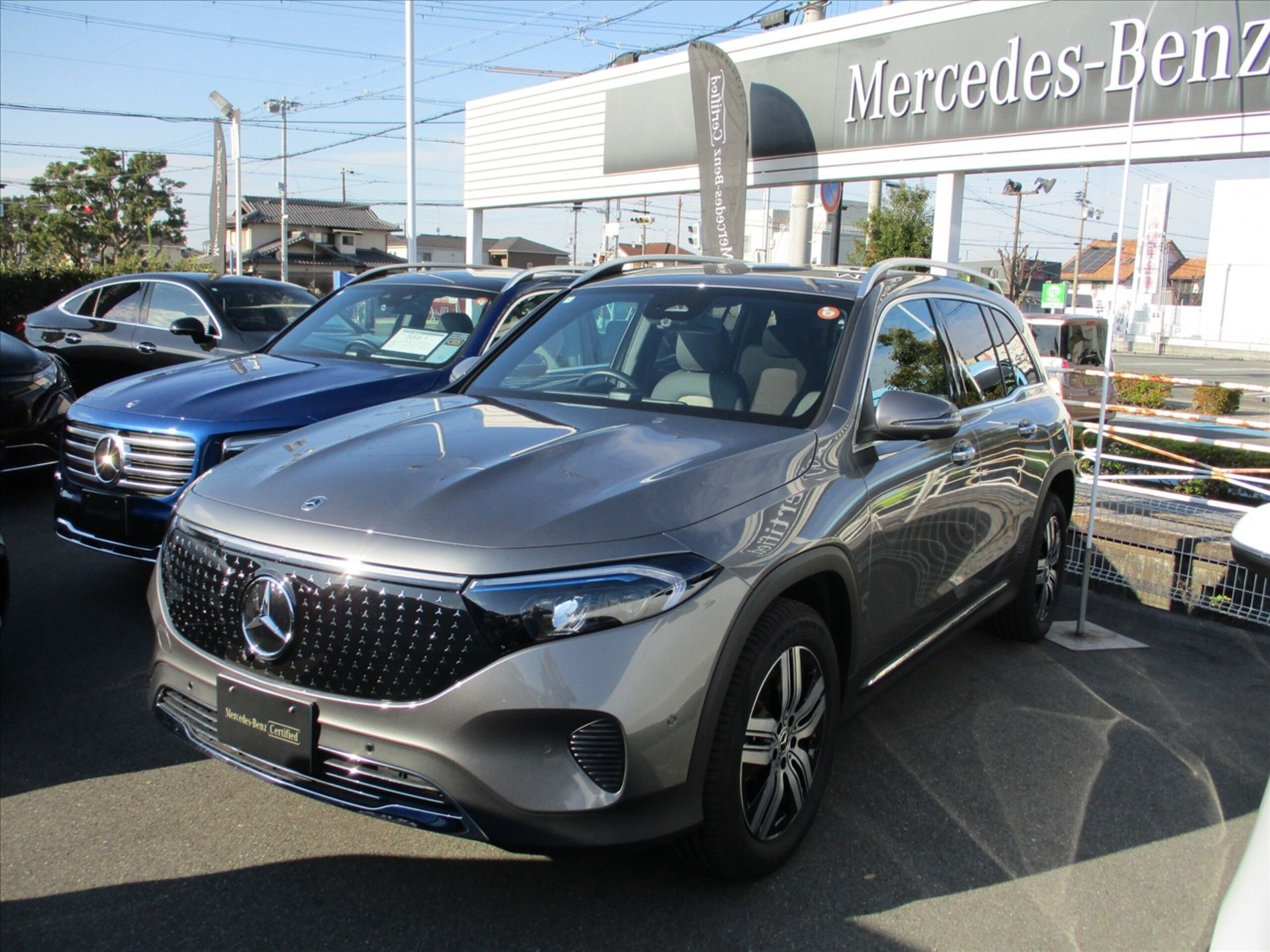 MERCEDES-BENZ EQB - View 1