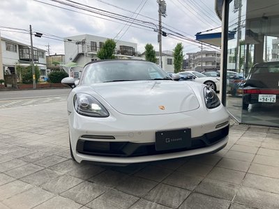 PORSCHE 718 BOXSTER - 9