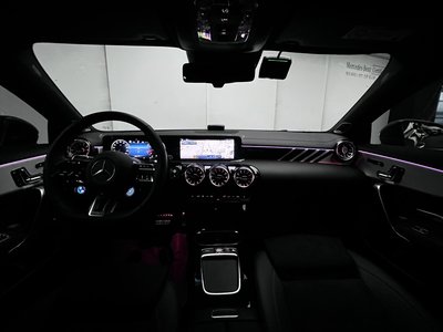 MERCEDES-BENZ CLA - 4