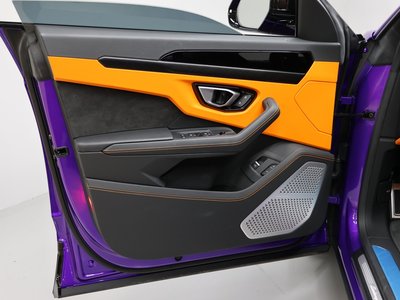 2024 Lamborghini URUS — миниатюра 19
