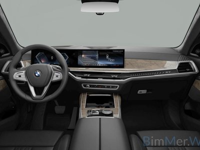 2024 BMW X7 photo 2