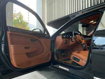 BENTLEY MULSANNE - 8