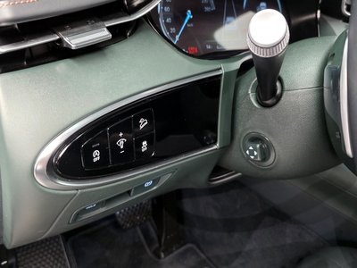 2022 Genesis GV70 — миниатюра 14